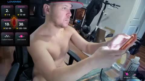 Aaron Skye online show from February 2026 10:06:02 PM