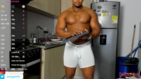 Aaron online show from October 2025 11:23:01 PM