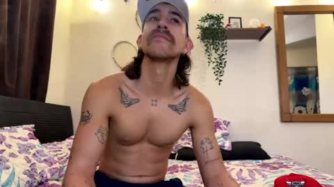 aaron_wheel online show from May 2026 03:01:01 AM