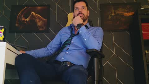 Aaron online show from February 2025 06:13:02 AM