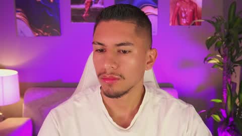 AARON  online show from January 2025 09:08:02 AM