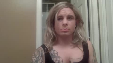 Snapshot of aaronprezent chatting on December 2024 10:05:02 AM aaronprezent online show from December 2024 10:05:02 AM