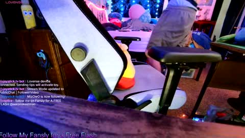 Aaron Skeetman online show from March 2026 03:23:02 AM