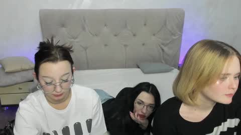 Fiona and Harry online show from January 2025 08:22:01 PM