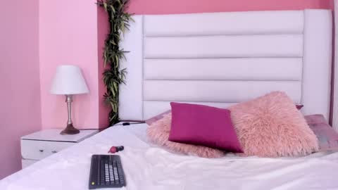 Snapshot of abbey_walker chatting on February 2025 03:10:02 AM abbey_walker online show from February 2025 03:10:02 AM