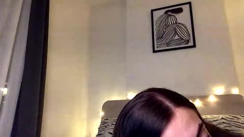Snapshot of abbie_xo1 chatting on October 2025 06:37:01 PM Abbie xo online show from October 2025 06:37:01 PM
