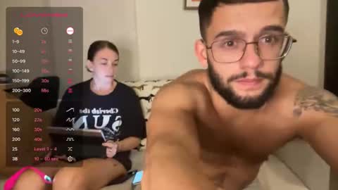 Abbie xo online show from November 2025 04:42:02 PM