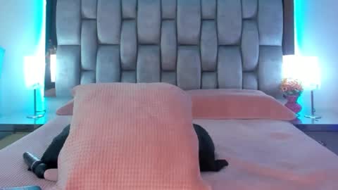 abby_blue01 online show from February 2025 02:42:02 AM