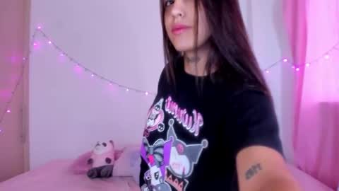abby_rousee online show from October 2025 01:07:01 PM