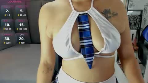 Snapshot of abby_zoee chatting on July 2026 12:29:02 PM ABBY online show from July 2026 12:29:02 PM