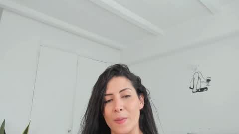 Laura  online show from April 2026 08:57:02 PM