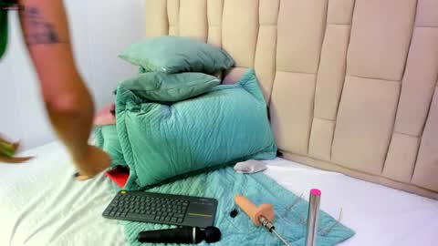 abbyadams23 online show from January 2025 02:45:02 AM