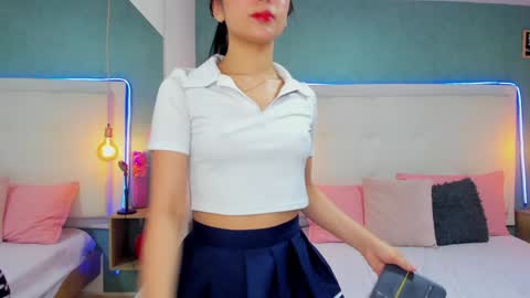 Snapshot of abbydixon1 chatting on January 2025 12:41:01 AM Abby Dixon online show from January 2025 12:41:01 AM