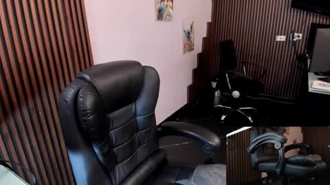 Abby Stones online show from October 2025 10:27:01 AM