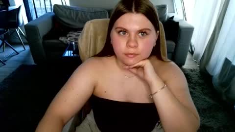 Snapshot of abbyvibe chatting on October 2025 02:39:01 PM abbyvibe online show from October 2025 02:39:01 PM