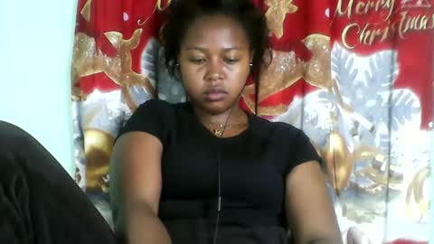 Snapshot of abella677022 chatting on May 2026 07:33:01 PM abella677022 online show from May 2026 07:33:01 PM