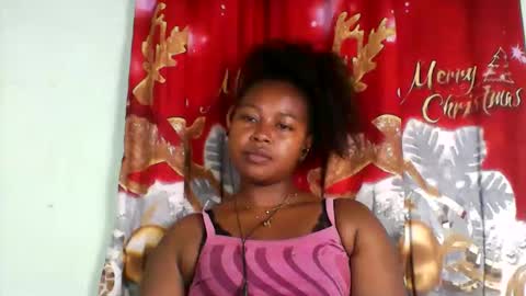 Snapshot of abella677022 chatting on May 2026 07:00:01 PM abella677022 online show from May 2026 07:00:01 PM