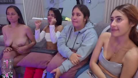 Abella online show from December 2025 07:55:01 PM