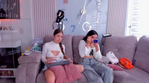 abella_as_ online show from March 2026 01:58:02 PM