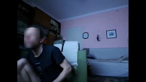 Snapshot of abender82 chatting on February 2025 11:01:01 PM Abender online show from February 2025 11:01:01 PM