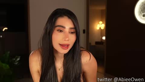 Snapshot of abie_owen chatting on May 2026 01:02:04 AM abie_owen online show from May 2026 01:02:04 AM
