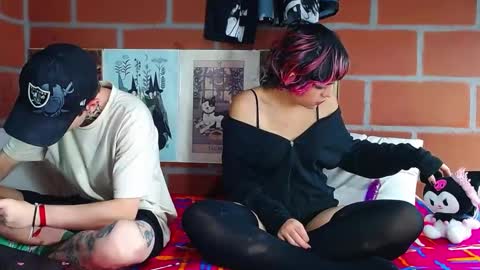 Abigail and Noah online show from December 2024 09:01:02 AM