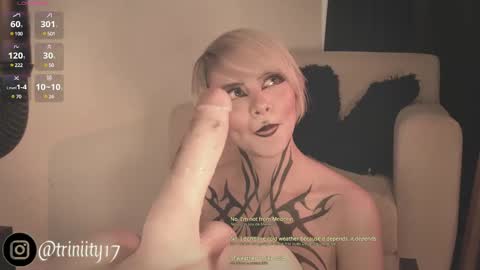 Snapshot of abril__colen chatting on December 2024 07:21:01 PM April online show from December 2024 07:21:01 PM