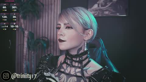 Snapshot of abril__colen chatting on January 2025 07:18:02 PM April online show from January 2025 07:18:02 PM