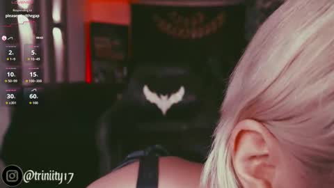 Snapshot of abril__colen chatting on September 2025 01:09:02 AM April online show from September 2025 01:09:02 AM