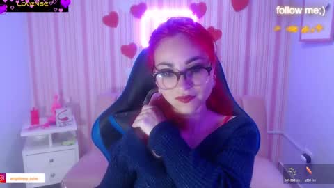 abril_ch_ online show from March 2025 10:46:01 AM