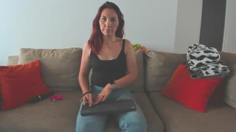 Snapshot of abril_fostter chatting on October 2025 05:59:01 PM abril_fostter online show from October 2025 05:59:01 PM
