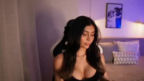 My name is Alexa. Please say hello I like to chat with you. If you have requests please use tip online show from April 2026 11:53:02 PM