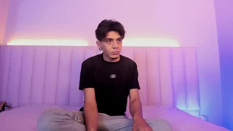 Snapshot of abrilandjulian chatting on May 2026 02:45:01 PM Abril and Julian online show from May 2026 02:45:01 PM
