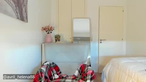 Helena online show from February 2025 02:13:02 PM