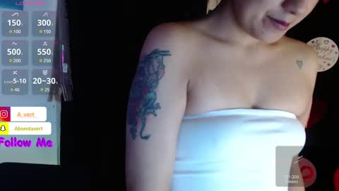 Snapshot of absentavert chatting on February 2025 10:33:01 PM Absenta vert online show from February 2025 10:33:01 PM