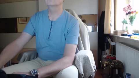 Snapshot of ach471 chatting on October 2025 07:47:02 AM ach471 online show from October 2025 07:47:02 AM