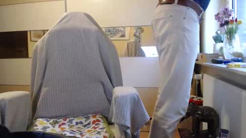 Snapshot of ach471 chatting on November 2025 08:28:02 AM ach471 online show from November 2025 08:28:02 AM