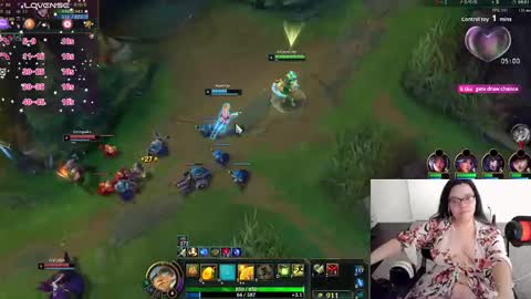 AChubbyGummy online show from October 2025 10:08:02 PM