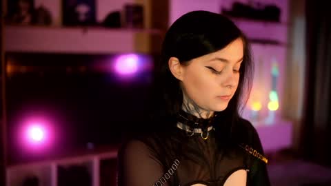 acid_pie online show from January 2025 11:24:02 PM