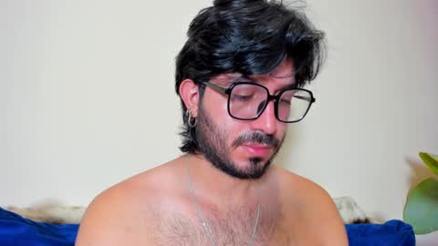 Snapshot of ackerman_eren_ chatting on February 2025 01:44:01 PM R. online show from February 2025 01:44:01 PM