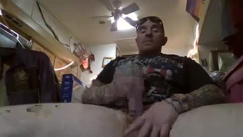 Snapshot of act_right_dub420 chatting on January 2025 03:28:02 PM act_right_dub420 online show from January 2025 03:28:02 PM