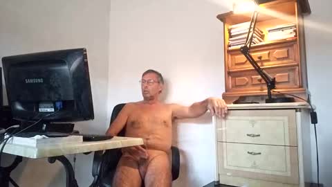 Snapshot of actifboy06 chatting on January 2025 03:14:01 PM actifboy06 online show from January 2025 03:14:01 PM