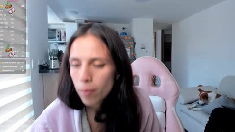 Helena online show from January 2025 08:49:02 PM