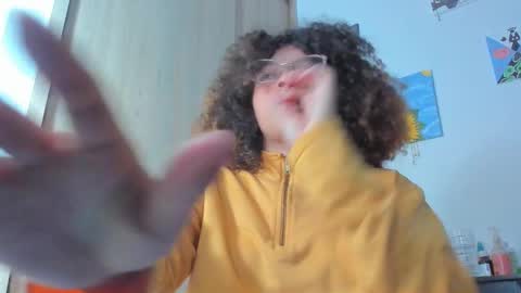 Snapshot of ada_gales_ chatting on September 2025 02:59:02 AM  Isa  online show from September 2025 02:59:02 AM