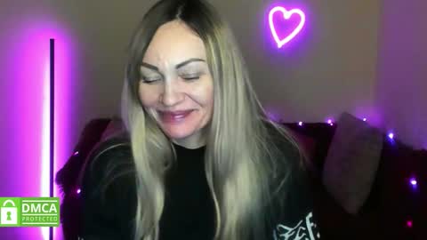 Adalina online show from December 2025 06:46:02 PM