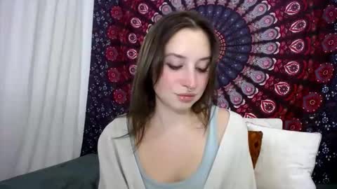 Adalyn online show from November 2025 07:16:02 PM