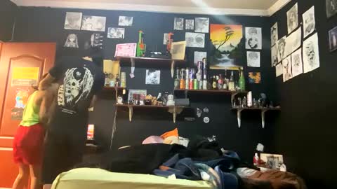 Snapshot of adam_and_abby_ chatting on February 2025 05:23:02 PM adam and abby online show from February 2025 05:23:02 PM