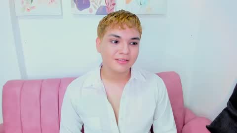 Snapshot of adam_angelss chatting on February 2025 07:14:01 PM adam angelss online show from February 2025 07:14:01 PM
