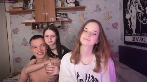 adam_lans online show from May 2026 07:44:02 PM