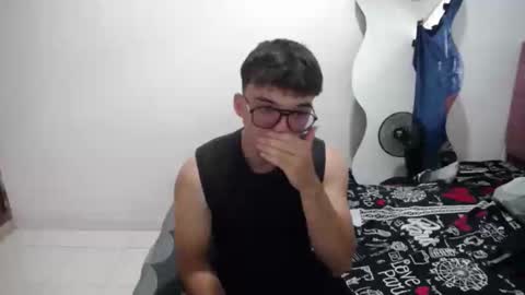 adam_love223 online show from December 2024 06:50:01 PM